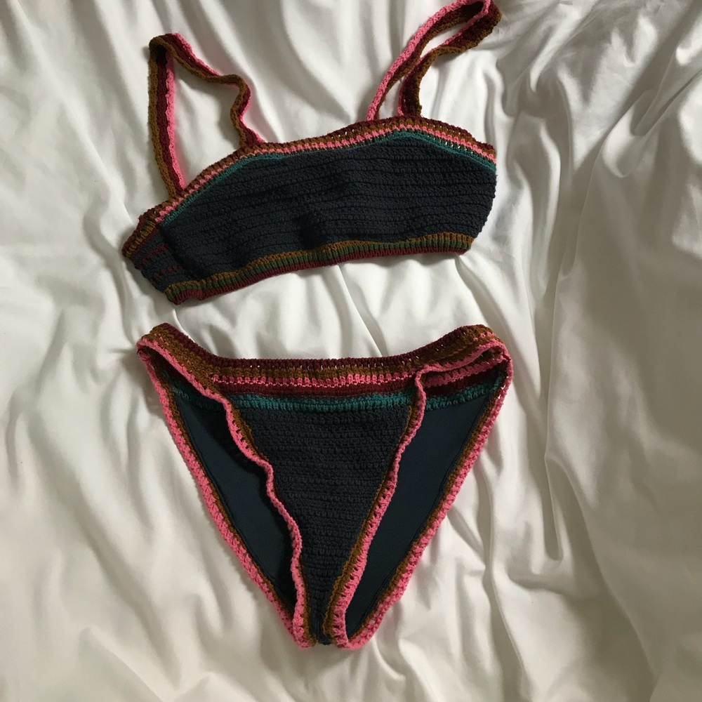 Stunning Zara mid rise bikini